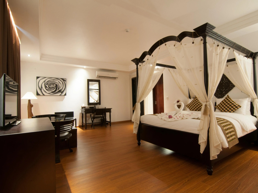 Double Junior Suite (full double bed)