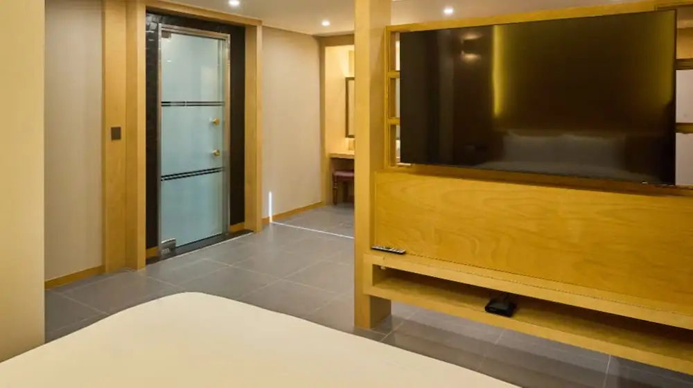 Hotel photo 25