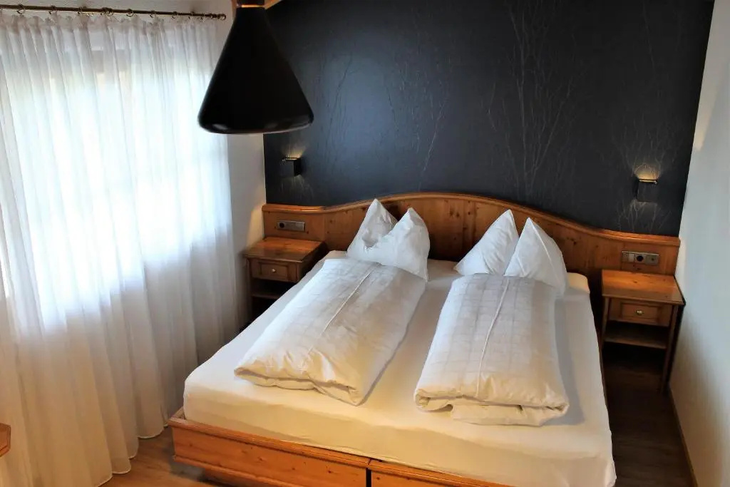 Standard Double room (full double bed)