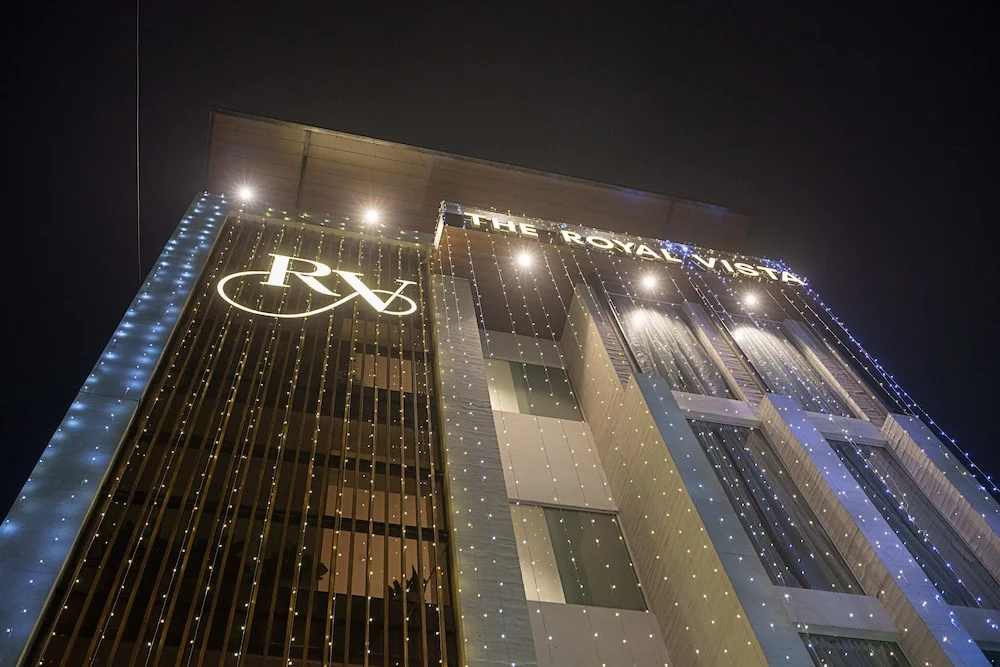 Hotel The Royal Vista
