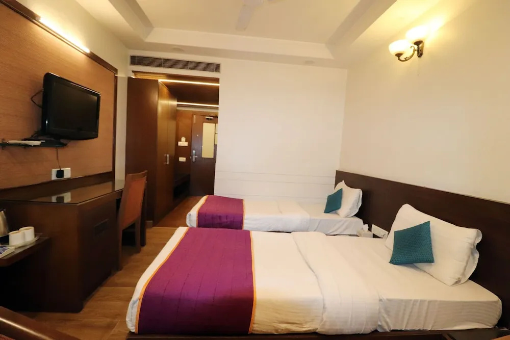 Hotel Rajhans Regent - Chambres