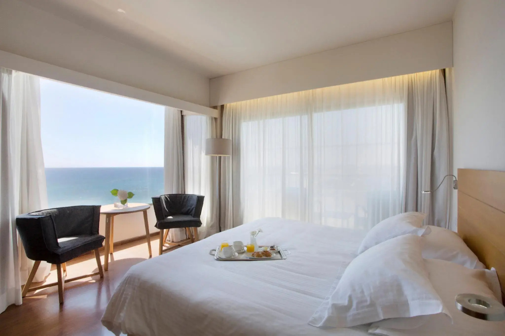 Alion Beach Hotel - Général