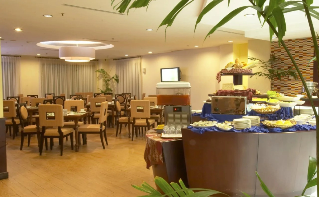 Hotel photo 13
