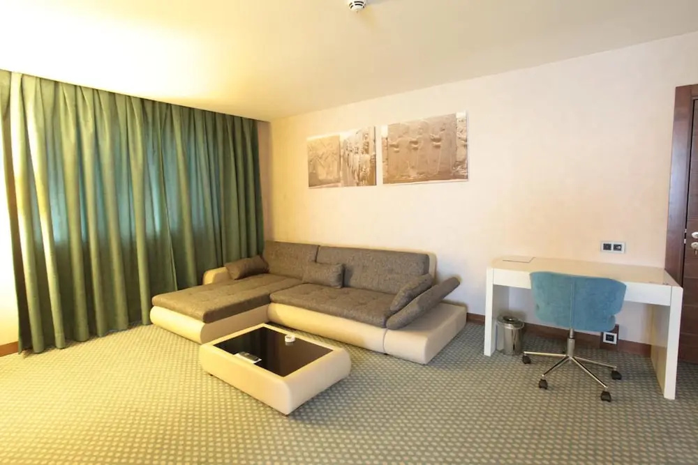 Nevali Hotel - Chambres