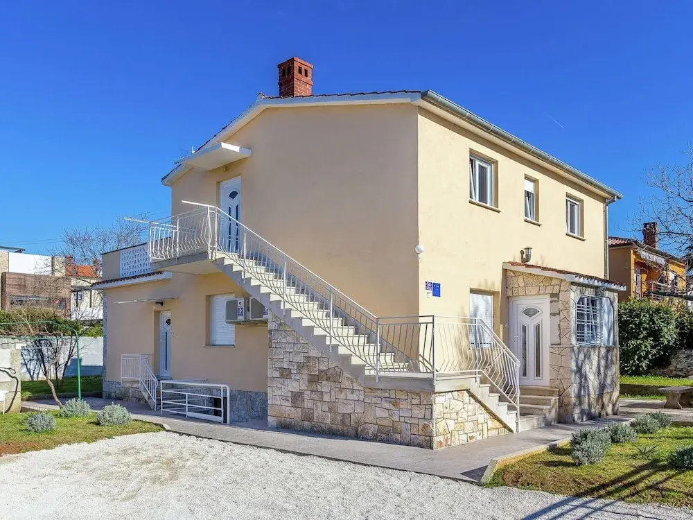 Air Conditioned Apartment in Medulin