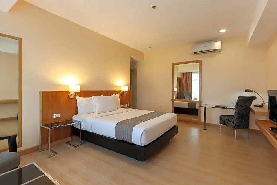 Paseo Premiere Hotel - Chambres