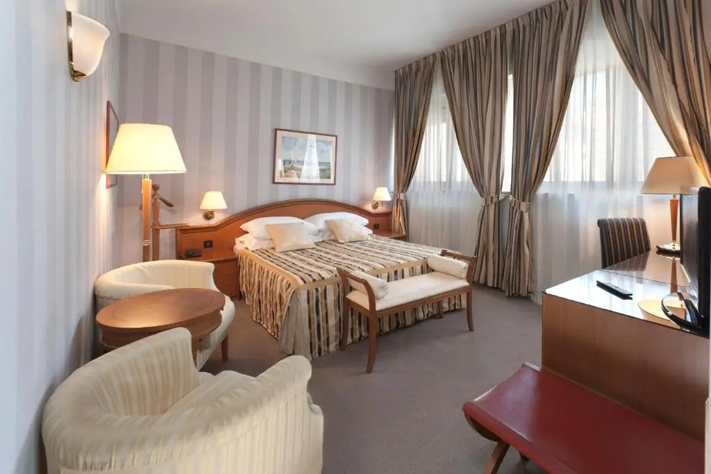 Grand Hotel Bonavia - Chambres