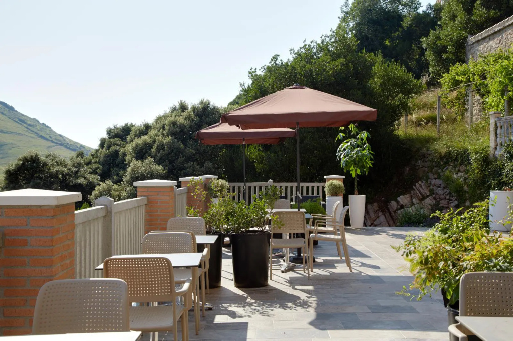 Hotel Flysch