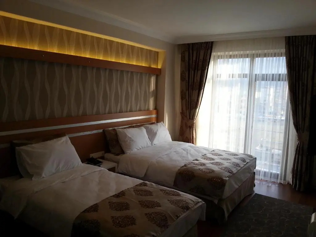 Double room (full double bed)