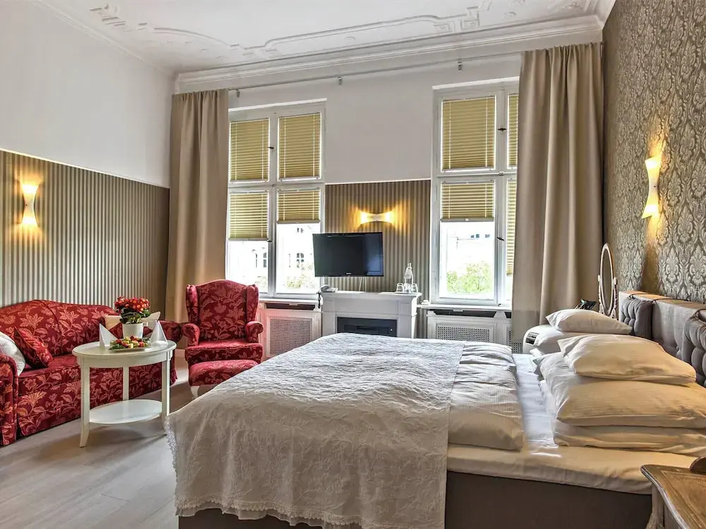 Classic room with balcony