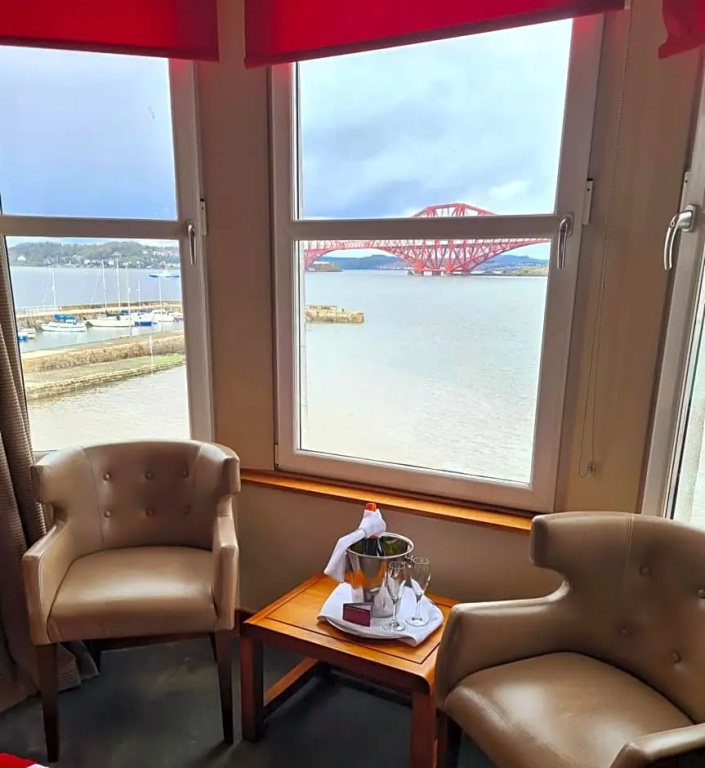 Superior Double room with sea view (full double bed)