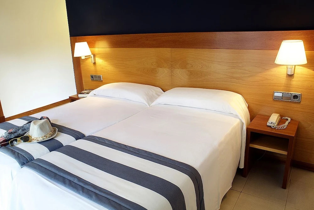 Hotel Els Pins - Chambres