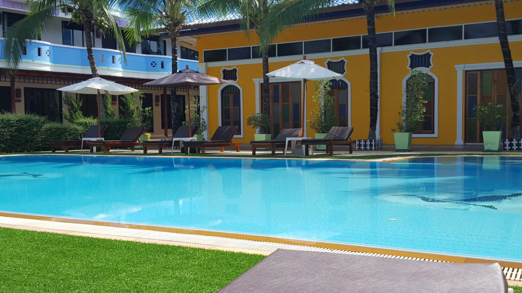 Pool