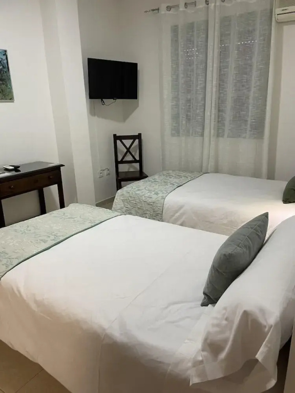 Economy Double room (full double bed)