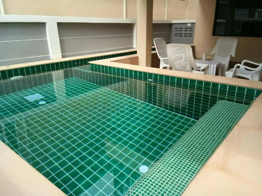 5 Bedrooms Villa