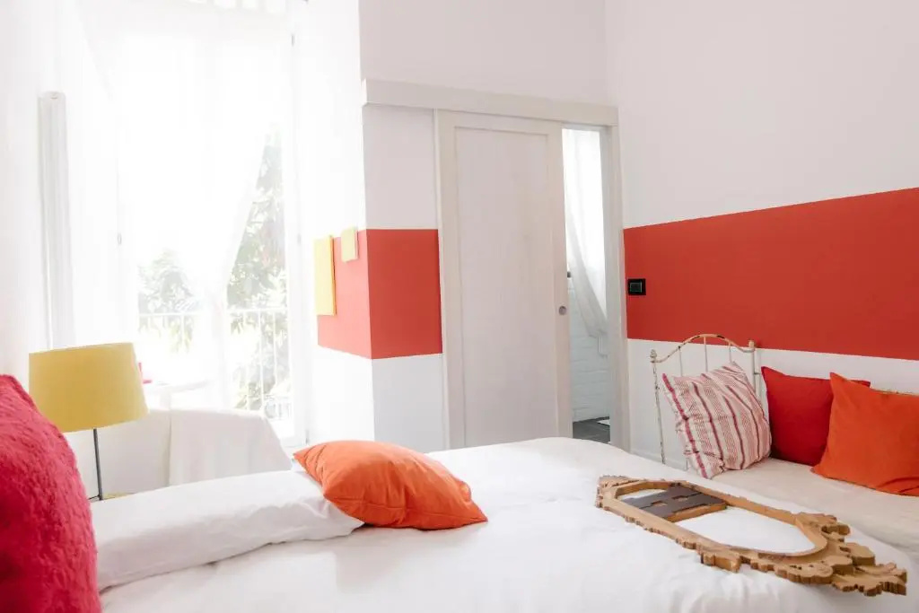 Standard Double room with balcony (full double bed)