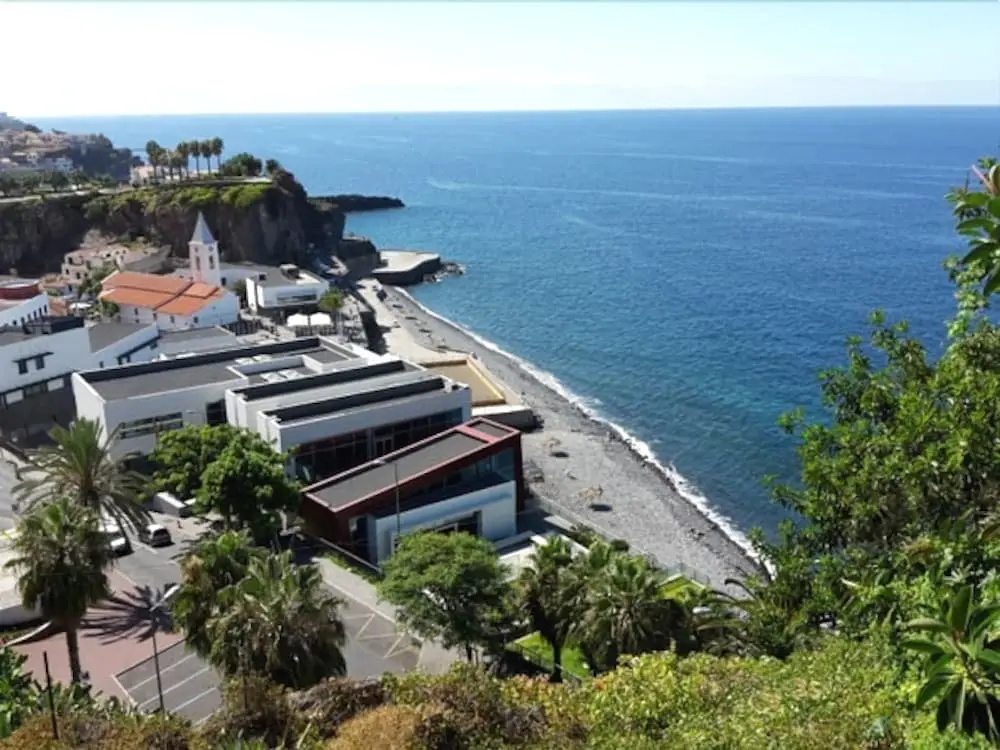 Lobos Bay