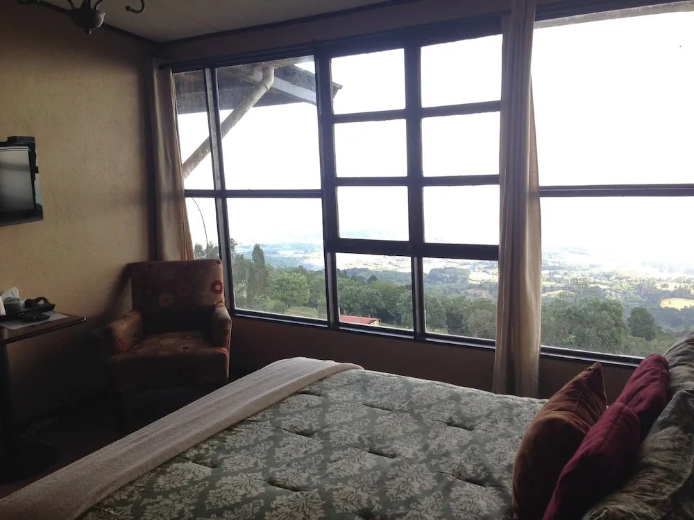 Poas Lodge - фото 5