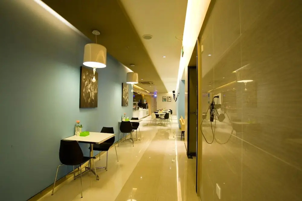 Hotel photo 12