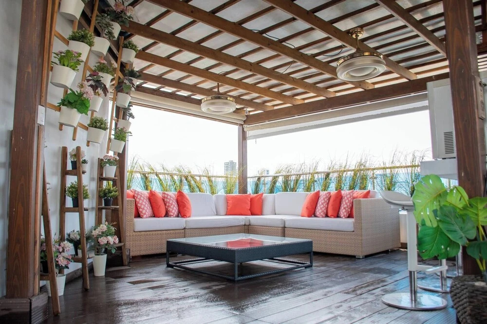 8BR Penthouse Jacuzzi, Pool Table & Terrace
