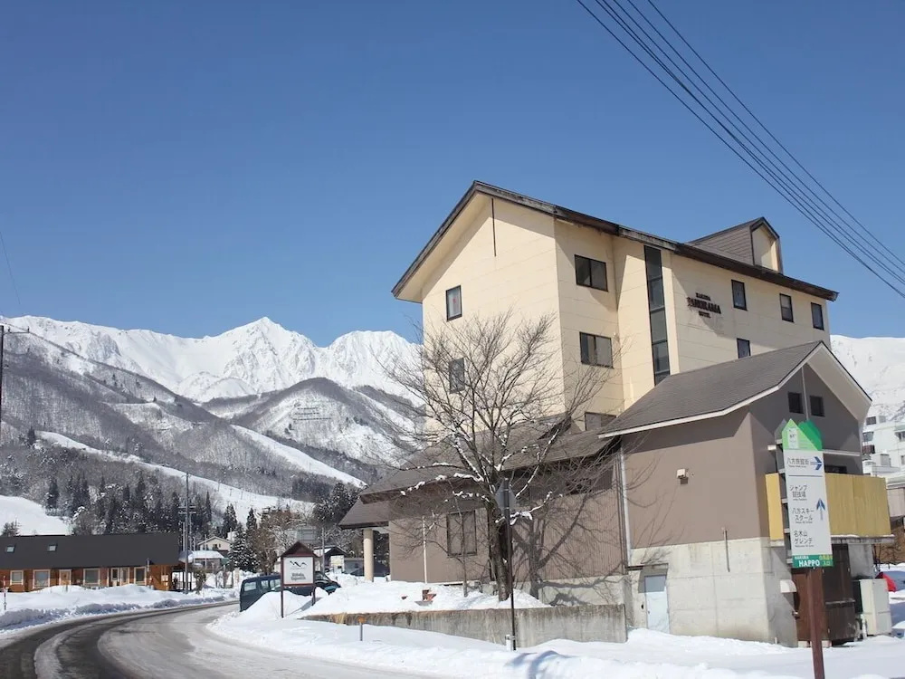 Standard Family room with mountain view