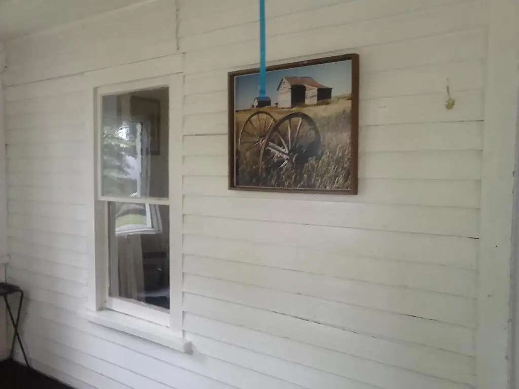 3 Bedrooms Cottage