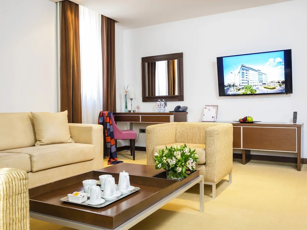 Двухместный люкс двуспальная кровать в In Hotel Belgrade