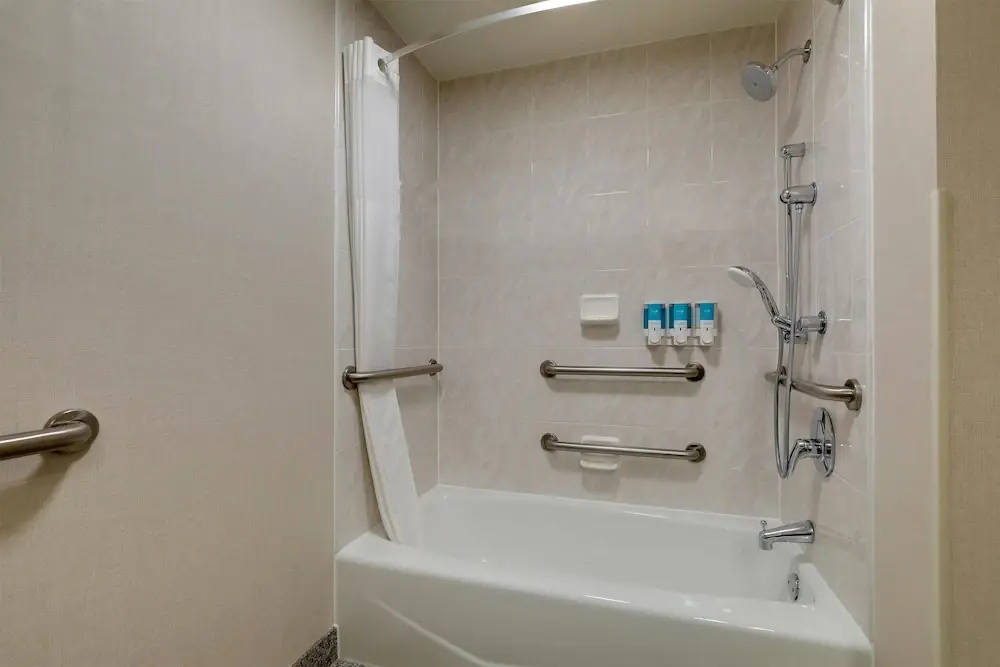 Drury Inn & Suites Dayton North - Chambres