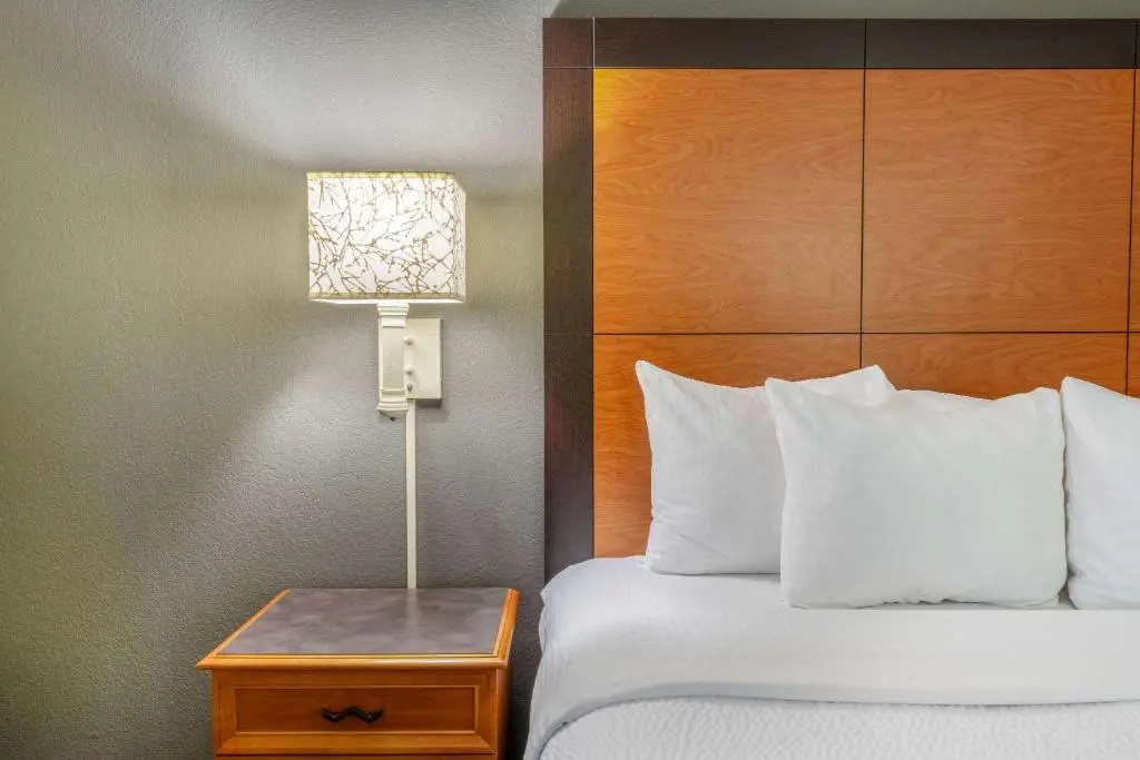 La Quinta Inn & Suites by Wyndham Pueblo - Chambres