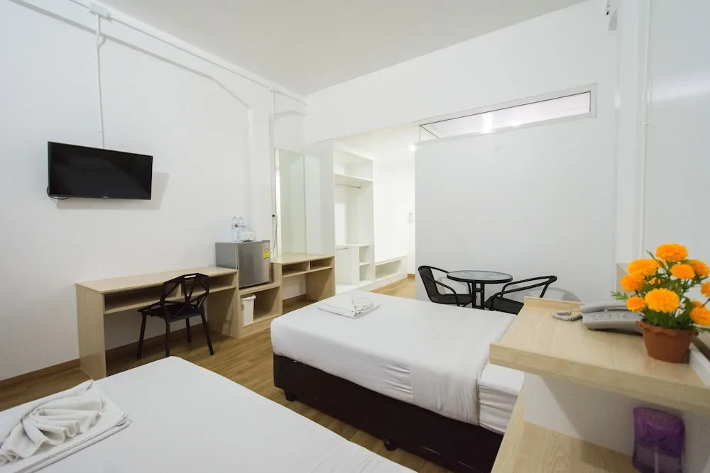 Двухместный номер New Standard 2 отдельные кровати в Basaya Beach Hotel & Resort