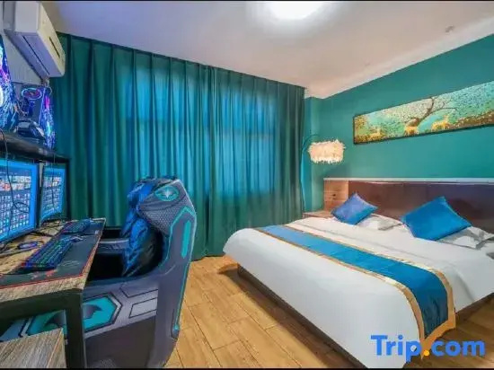 Deluxe Double room (full double bed)