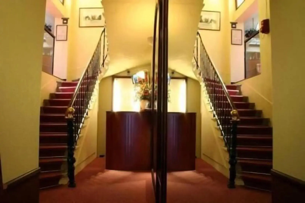 Hotel photo 10