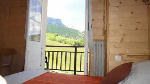 Balcony & Terrace