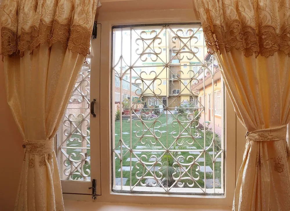 Image 7