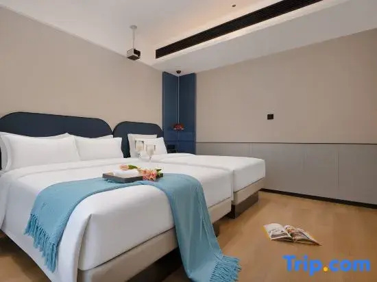 1 Bedroom Standard Double Family room (twin beds)