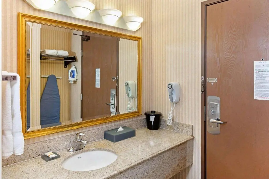 La Quinta Inn & Suites by Wyndham Stevens Point - Chambres