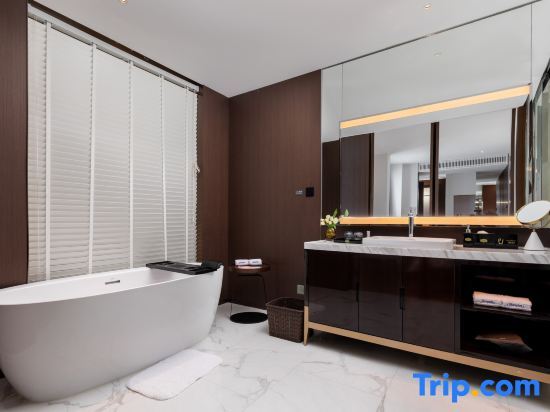 Pertiwi Resort & Spa