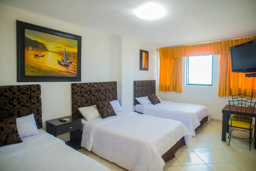 Standard Triple room