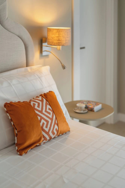 Deluxe Double room (full double bed)