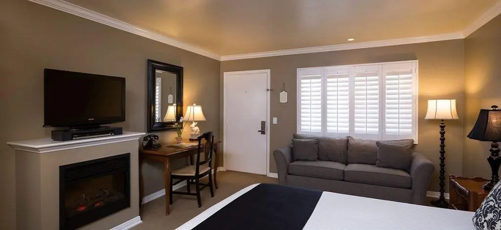 Premier room