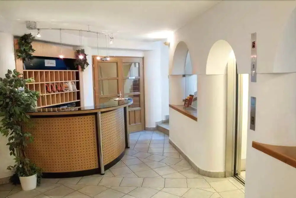 Hotel photo 8