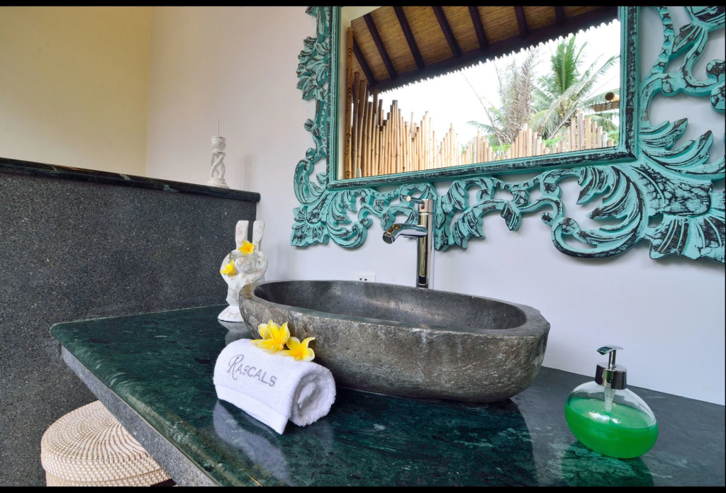 Balcony & Terrace