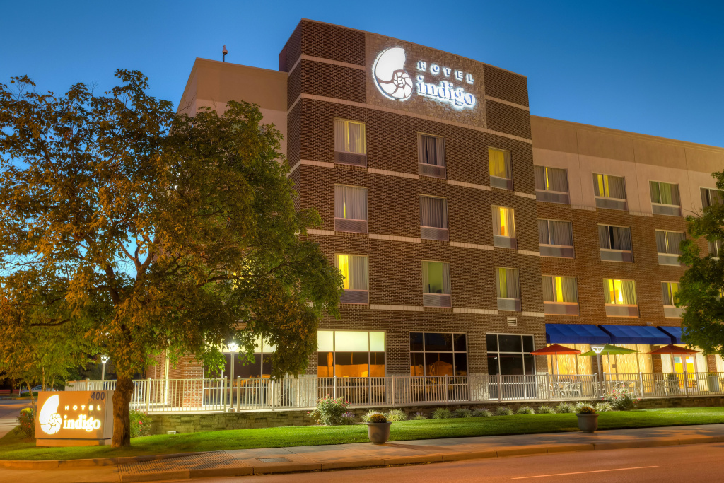 Hotel Indigo Columbus Architectural Center by IHG