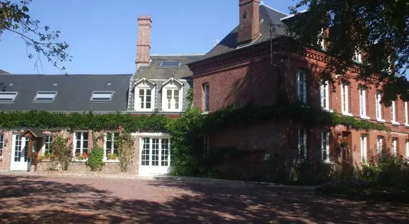 Chambres d'Hôtes et Roulottes Le Clos du Quesnay
