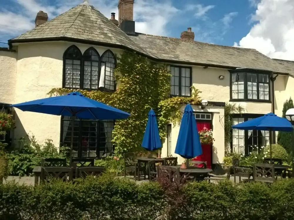 Lifton Hall - Général