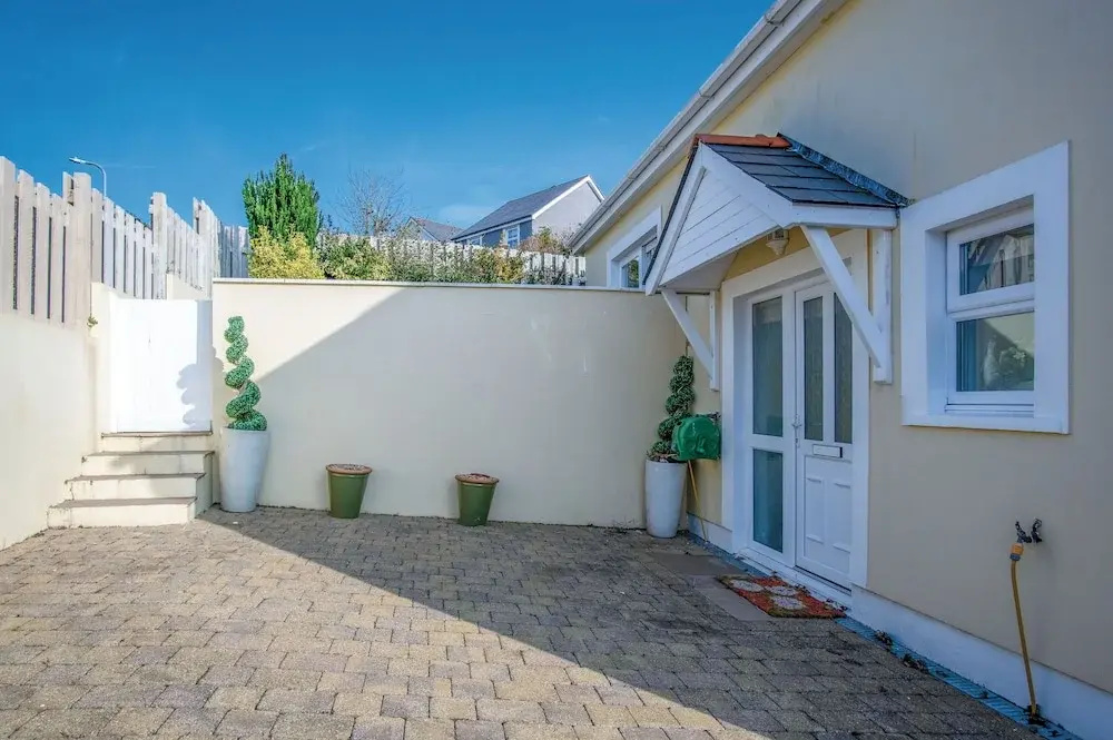 Bee Happy 1 Bedroom Holiday Home Saundersfoot
