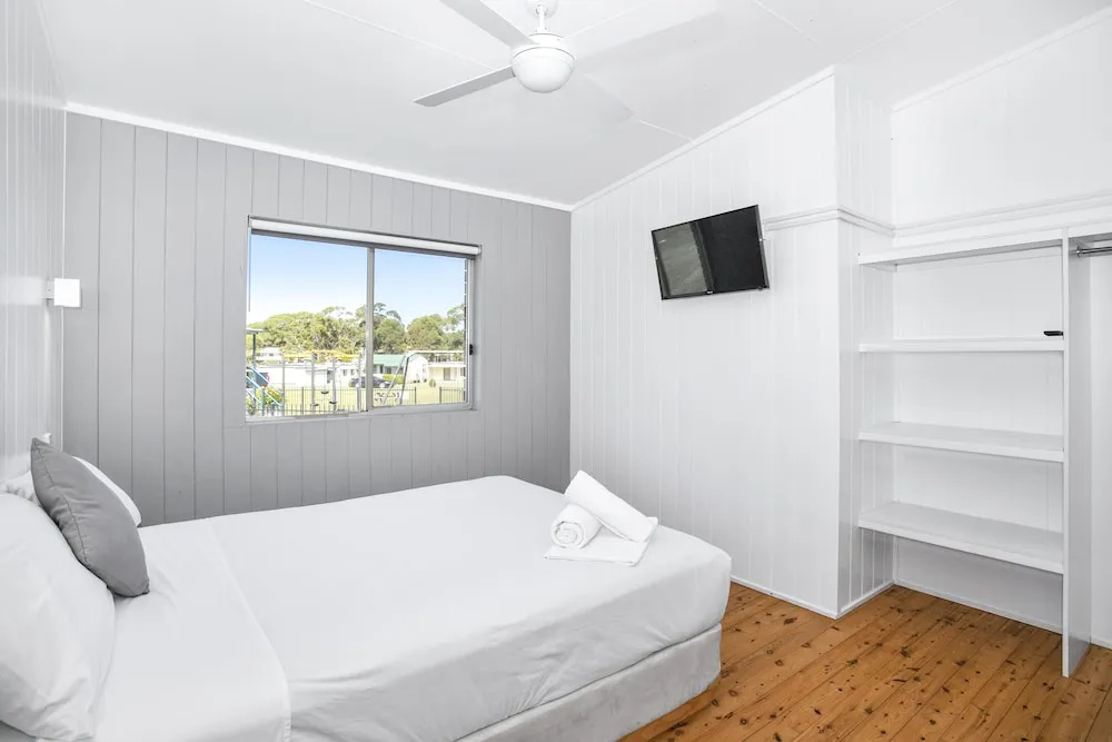 Lakeside Cabins & Holiday Village - Chambres