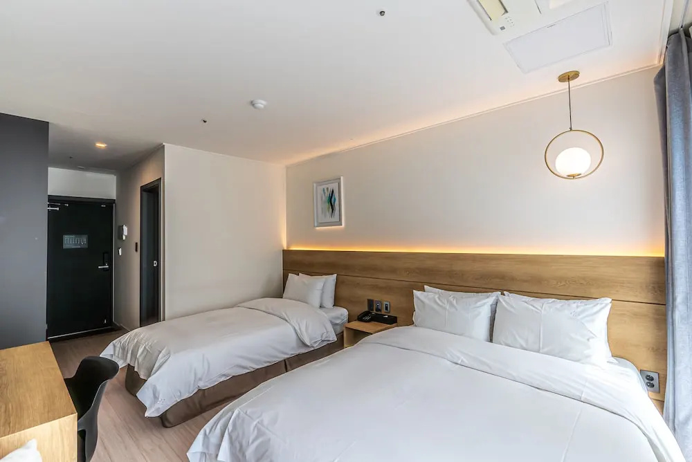 Hotel The Grang Jungmun - Chambres