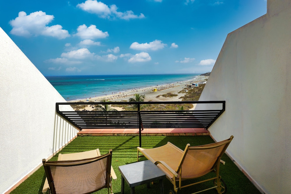 SBH Crystal Beach Hotel & Suites - Adults Only - Chambres