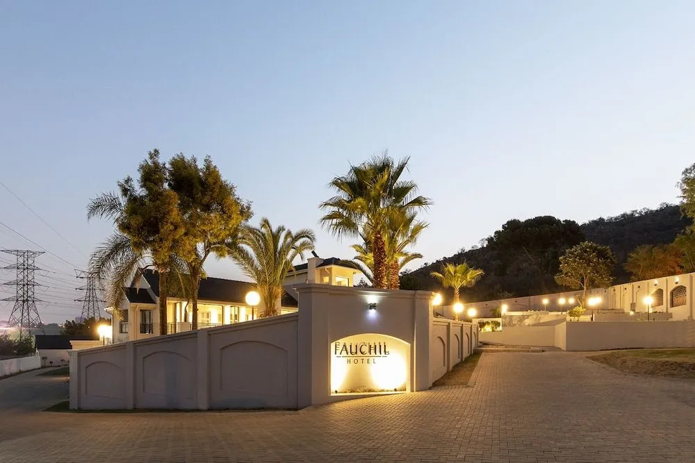 Fauchil Hotel